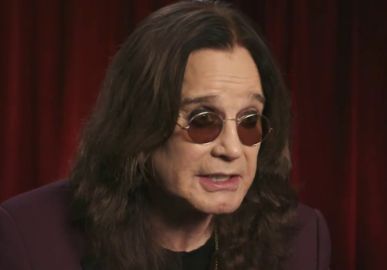 Ozzy Osbourne desiste de se apresentar em festival e justifica: <i>Meu corpo está me dizendo que ainda não estou pronto</i>