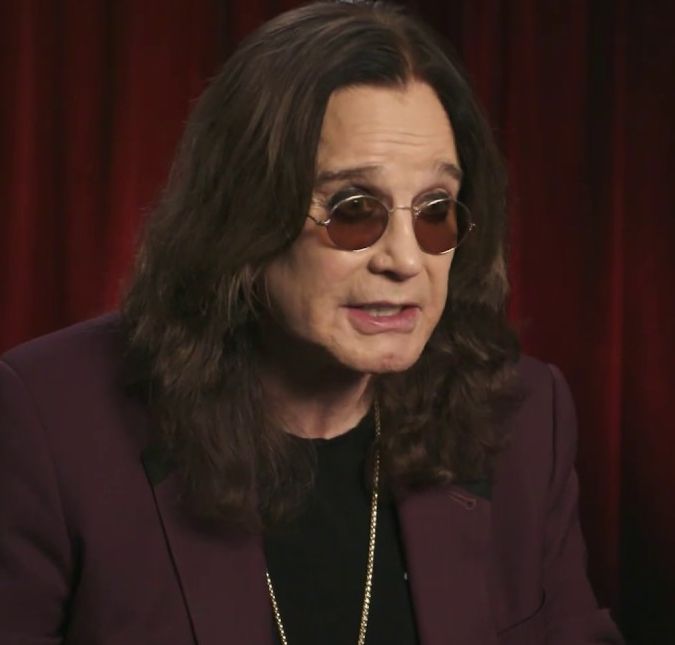 Ozzy Osbourne desiste de se apresentar em festival e justifica: Meu corpo está me dizendo que ainda não estou pronto O cantor pretende voltar aos palcos em 2024
