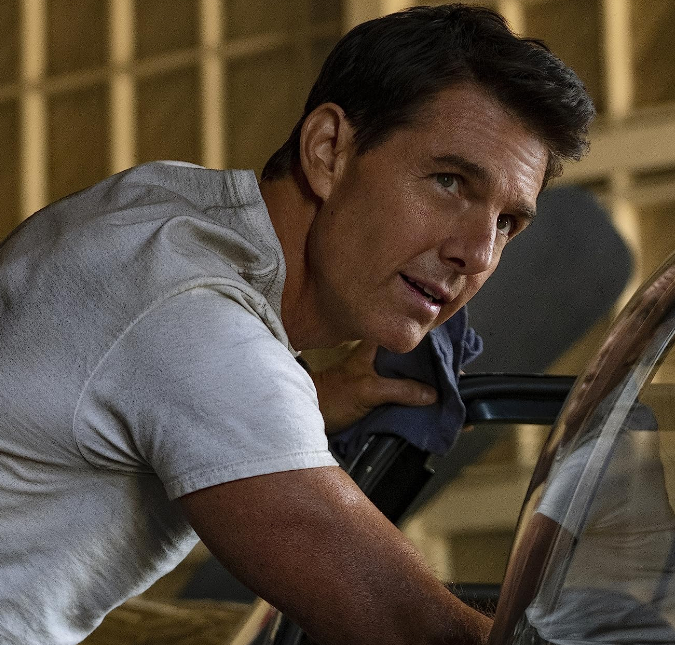 Tom Cruise fala sobre o boato mais bizarro que inventaram sobre ele: <I>Sem contato visual no set</i>