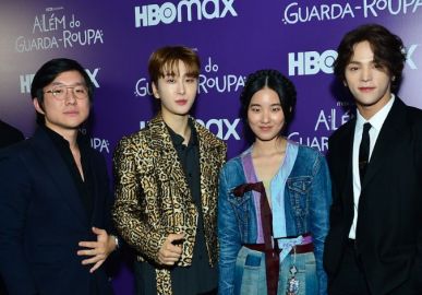 Elenco de <i>Além do Guarda-Roupa</i> participa de pré-estreia de série e fala sobre personagens