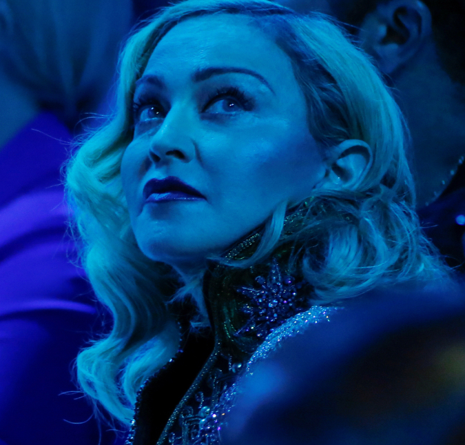 Filhos de Madonna planejam fazer intervenção na cantora, diz jornal
