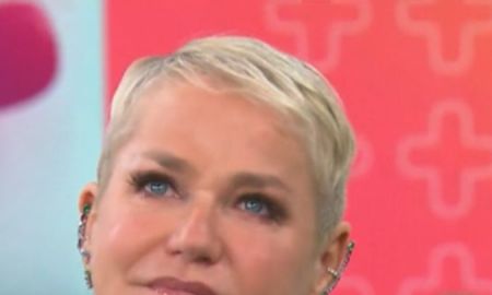 Xuxa Meneghel chora ao relembrar mãe: - <i>Ela voltou do coma falando que me amava</i>