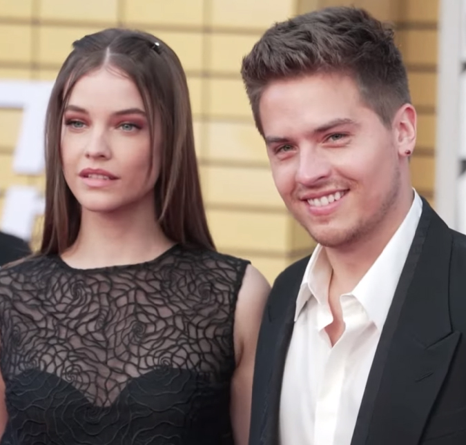 Após cinco anos de namoro, Dylan Sprouse se casa com Barbara Palvin na Hungria