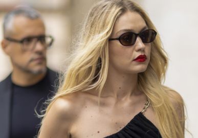 Gigi Hadid é presa por posse de maconha, diz <i>site</i>