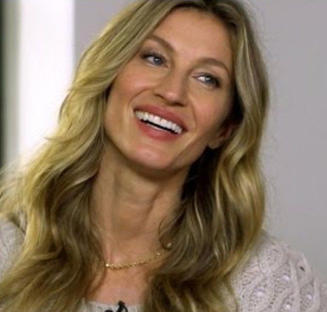 Gisele Bündchen comemora aniversário com irmã gêmea e compartilha cliques de viagem A modelo ainda agradeceu as mensagens que recebeu