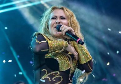 Joelma cancela agenda de <i>shows</i> por tempo indeterminado após passar mal