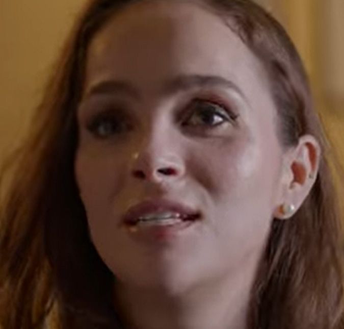 Letícia Cazarré pede calma após cobrança de internautas por fotos com Maria Guilhermina A esposa de Juliano Cazarré explicou que a pequena ainda precisa de cuidados