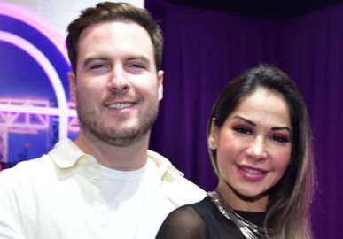 Maíra Cardi expõe mensagem de internauta para o noivo e dispara: <i>Alguém aí para apagar o fogo?</i>