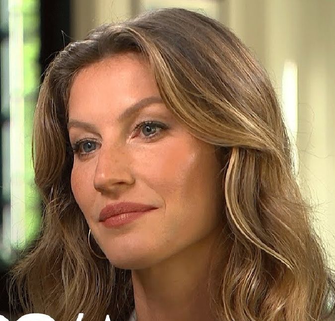 Gisele Bündchen não teria ficado feliz ao saber que Tom Brady estaria namorando modelo russa, diz site Irina Shayk já teve relacionamentos com Cristiano Ronaldo e Bradley Cooper