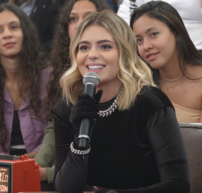 Três meses após nascimento de sua filha, Viih Tube anuncia ser nova apresentadora de podcast A influenciadora compartilhou ser a nova contratada do PodDelas