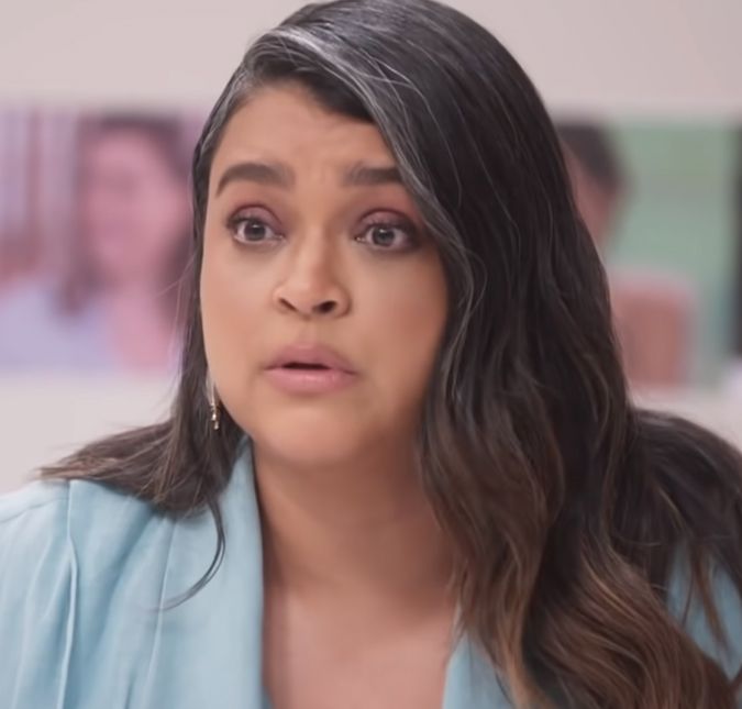 A cantora está curtindo Atins, Lençóis Maranhenses