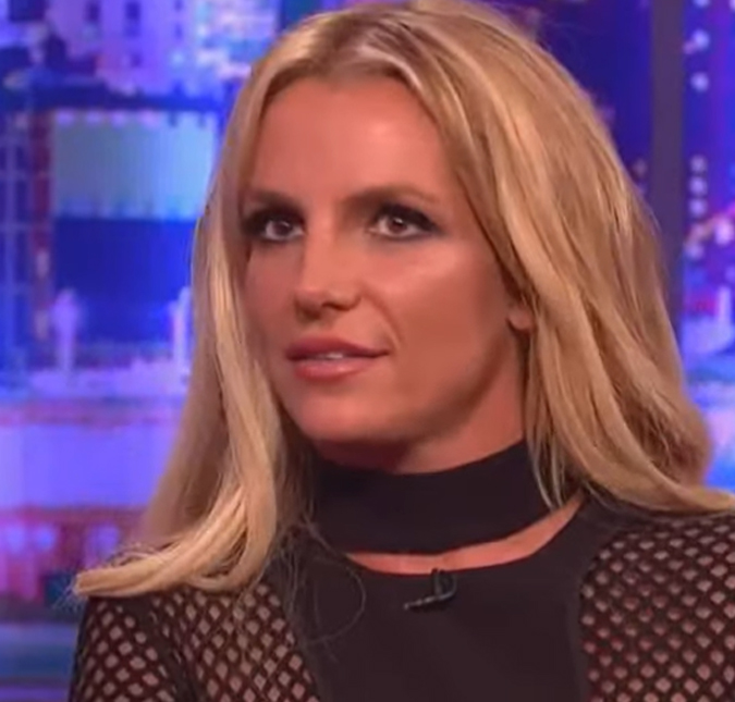 Britney Spears tenta retomar relação com os filhos após eles se mudarem para o Havaí