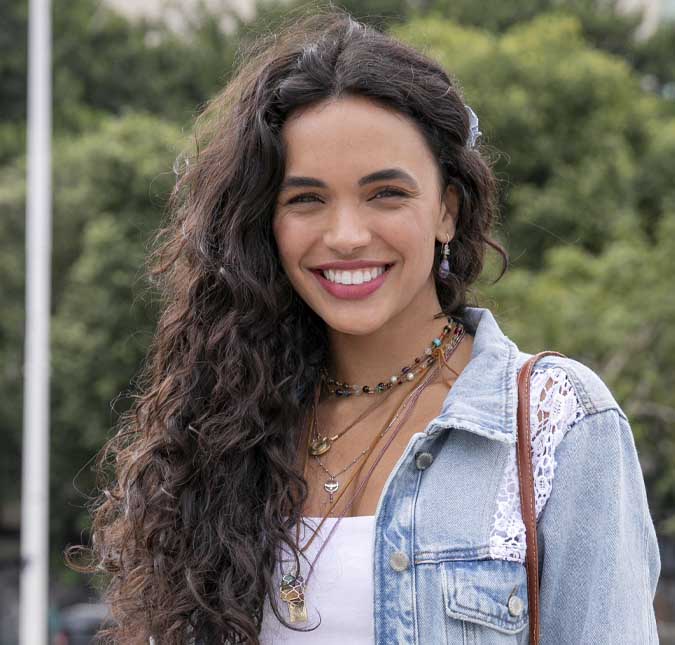 Giovana Cordeiro vive primeira protagonista em <i>Fuzuê</i>: <i>- Enorme responsabilidade</i>