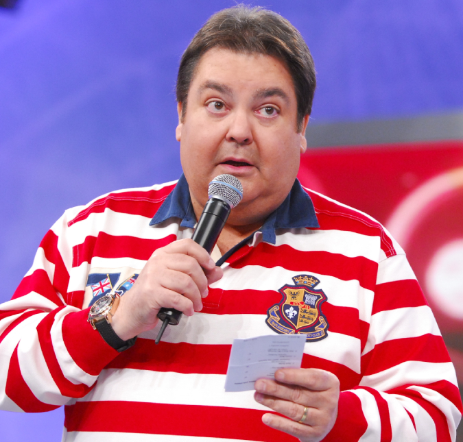 Filhos de Faustão aparecem em chamada de último programa do apresentador na <i>Band</i>
