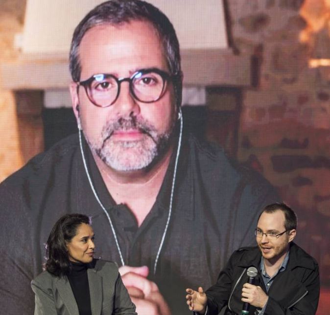 E se você achou que Melhor da Noite não vai mostrar nenhuma novidade e informação sobre o mundo, está enganado. Isso porque, durante a coletiva, o jornalista Rodrigo Alvarez revelou que está encarregado de mostrar tudo o que está rolando no resto do globo diretamente da Europa. E se você achou que Melhor da Noite não vai mostrar nenhuma novidade e informação sobre o mundo, está enganado. Isso porque, durante a coletiva, o jornalista Rodrigo Alvarez revelou que está encarregado de mostrar tudo o que está rolando no resto do globo diretamente da Europa.