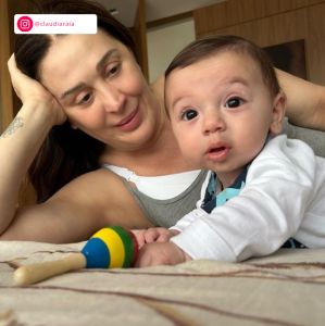 Claudia Raia e Luca recebem visita de Mariana Ximenes: “Encontro em família”
