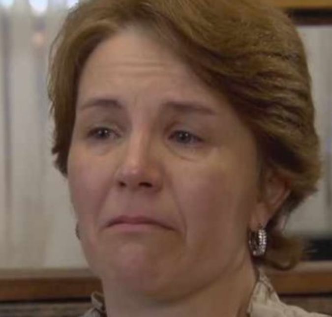 Mãe de Larissa Manoela revela que pai da atriz foi para hospital desde início de briga por fortuna: - Luto em vida Silvana Taques conversou com Chris Flores sobre a treta familiar