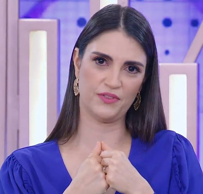 Chris Flores se emociona e agradece apoio após entrevistar mãe de Larissa Manoela A jornalista falou sobre o assunto durante o Fofocalizando