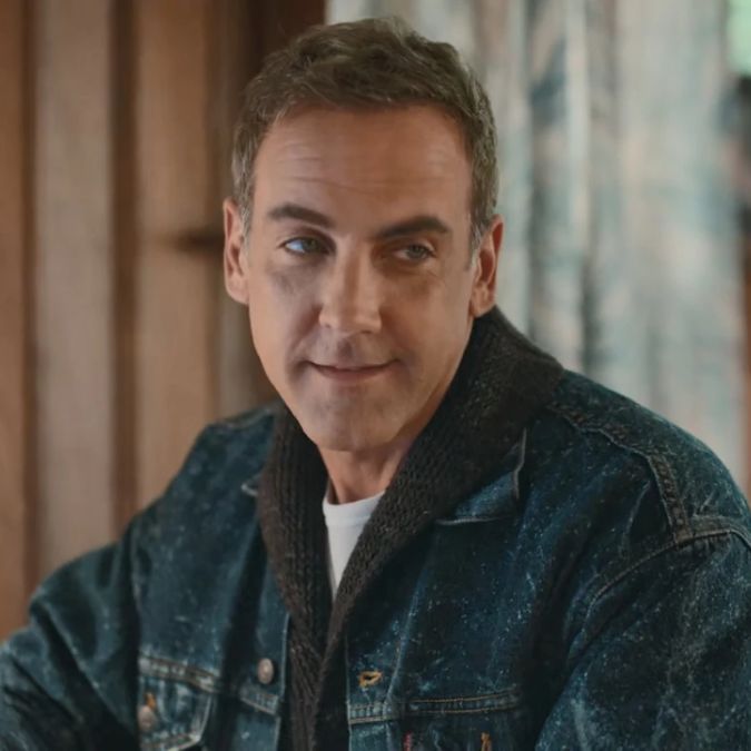 Carlos Ponce revela que foi convidado por coreografo de Michael Jackson para versão norte-americana de <i>Julie e os Fantasmas</i>