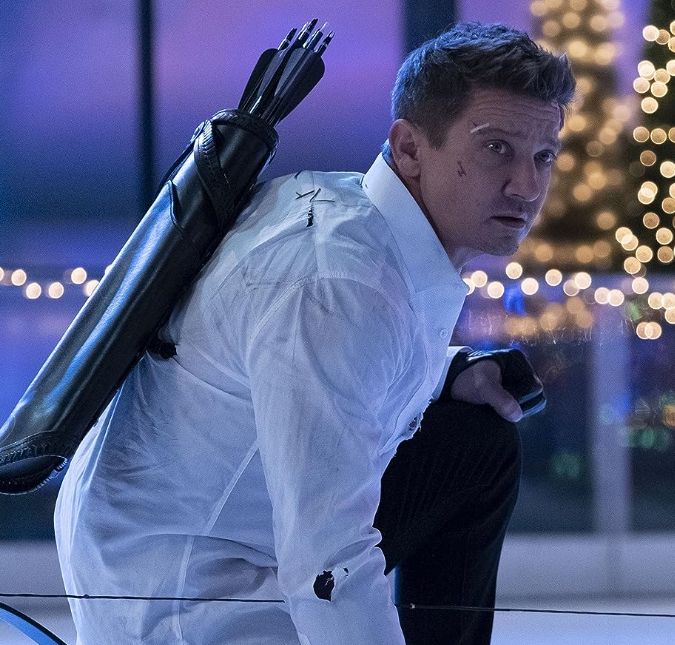 Meses após acidente, Jeremy Renner posta vídeo se exercitando Nem parece que o ator sofreu um grave acidente no começo do ano