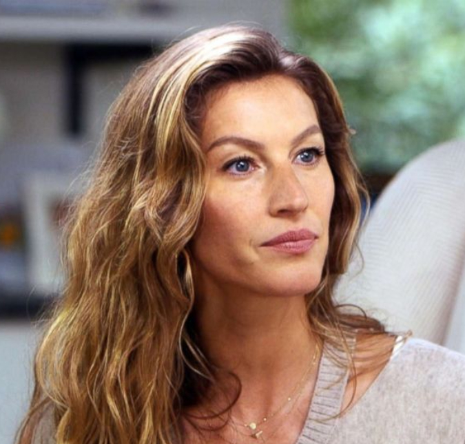 Fonte revela como Gisele Bündchen está lidando com o <I>affair</I> de Tom Brady e Irina Shayk