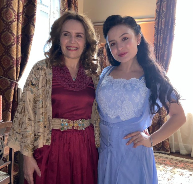 Enquanto mãe de Larissa Manoela estaria procurando padres exorcistas, a atriz e o noivo vão precisar depor na Justiça