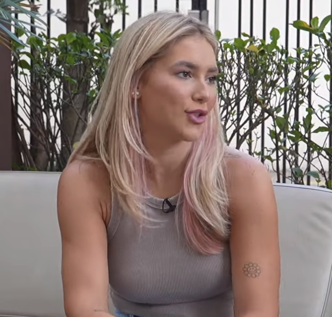 Virginia Fonseca rebate críticas sobre ter várias babás para cuidar de suas filhas: <I>- Mulher tem que ser mãe!</i>