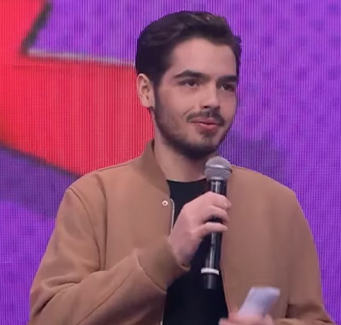 Filho de Fausto Silva fala sobre a recuperação do pai após transplante do coração: Impecável João Silva afirmou que o apresentador está indo muito bem