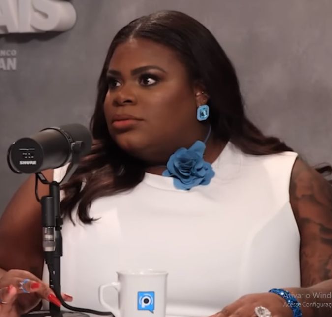 Jojo Todynho comenta sobre término de MC Cabelinho e Bella Campos: A bruxa está solta A cantora também falou sobre a polêmica envolvendo Val Marchiori