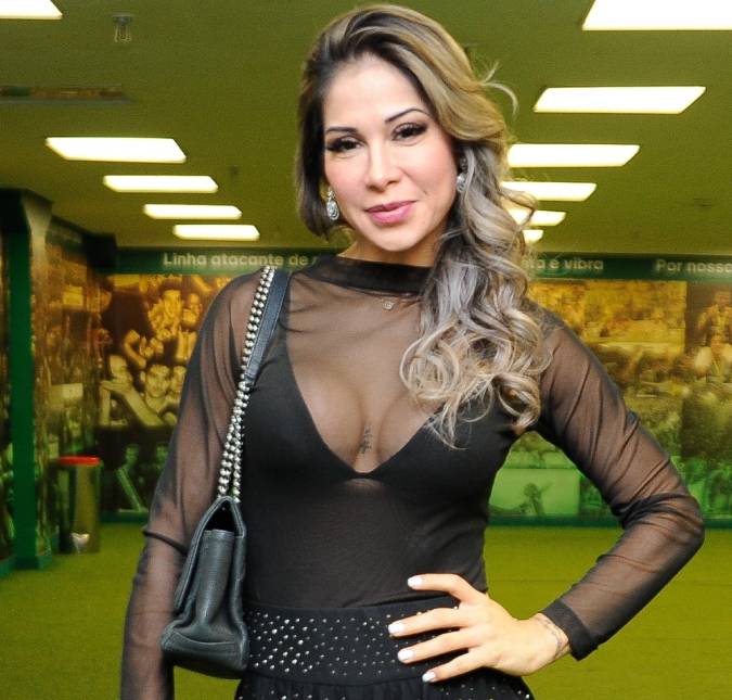 Maíra Cardi nega boatos de gravidez: <I>Acabei de casar, não deu tempo ainda</i>