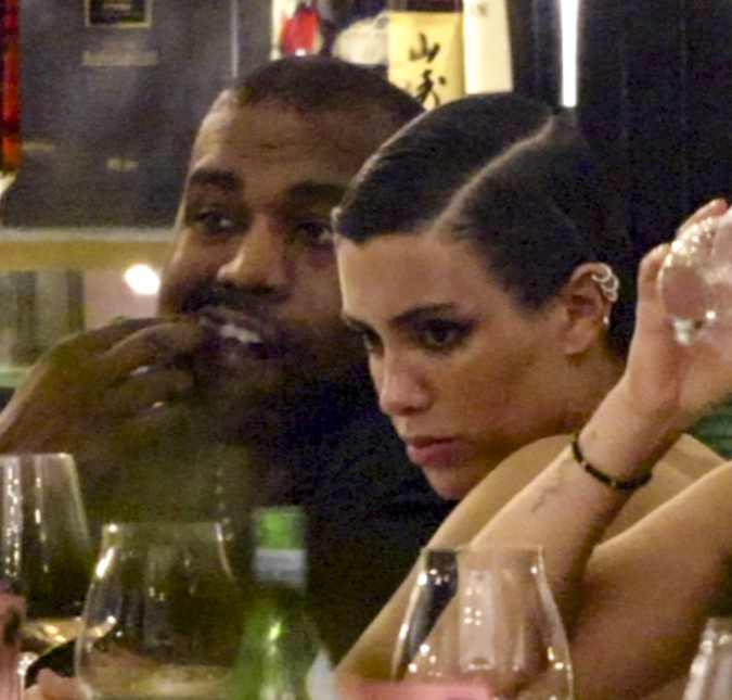 Kanye West e esposa teriam companhia de mulher misteriosa durante momento íntimo em passeio de barco