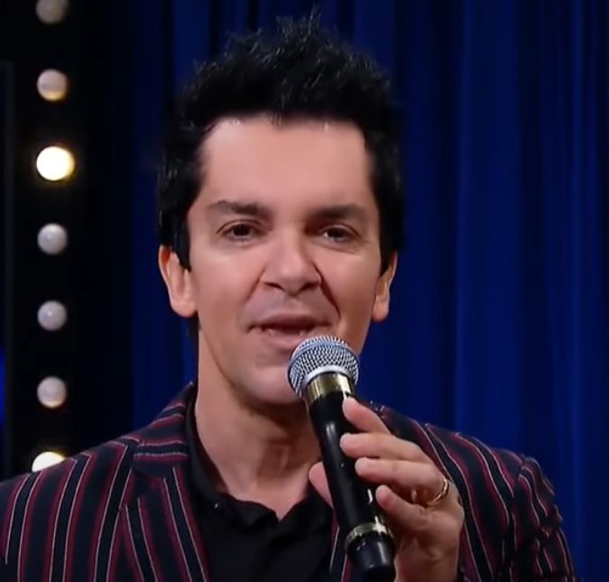 Regis Danese conta que achou que iria morrer após acidente: Uma nova chance O cantor sofreu um acidente de carro em agosto de 2023