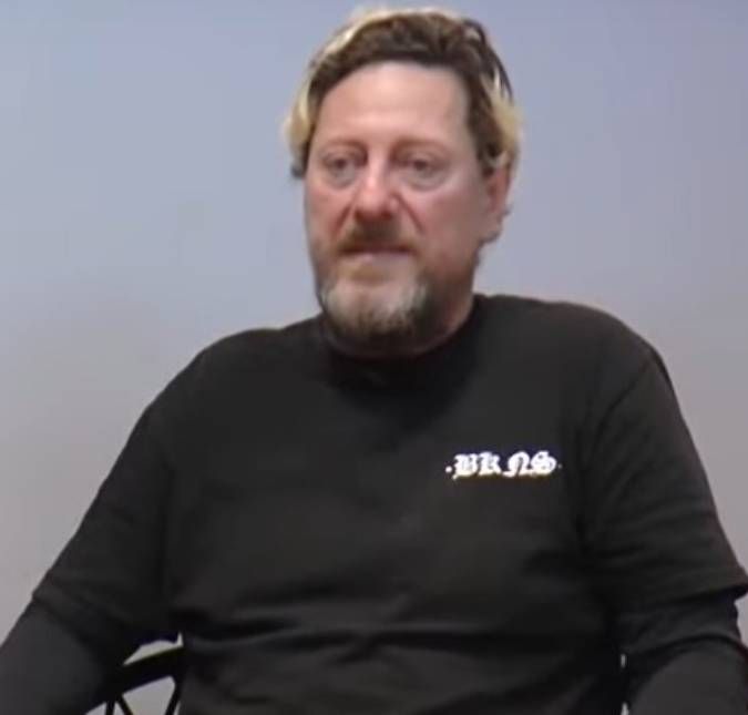 Mãe de Canisso, dos Raimundos, morre menos de um ano após a morte do artista O baixista morreu em março de 2023