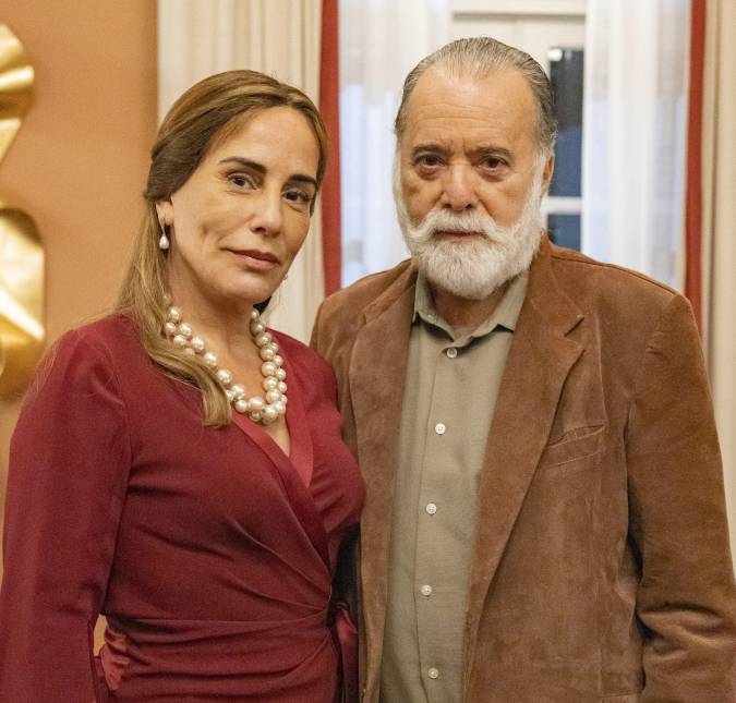 Tony Ramos e Gloria Pires teriam fugido de festa do elenco de <i>Terra e Paixão</i>, diz colunista
