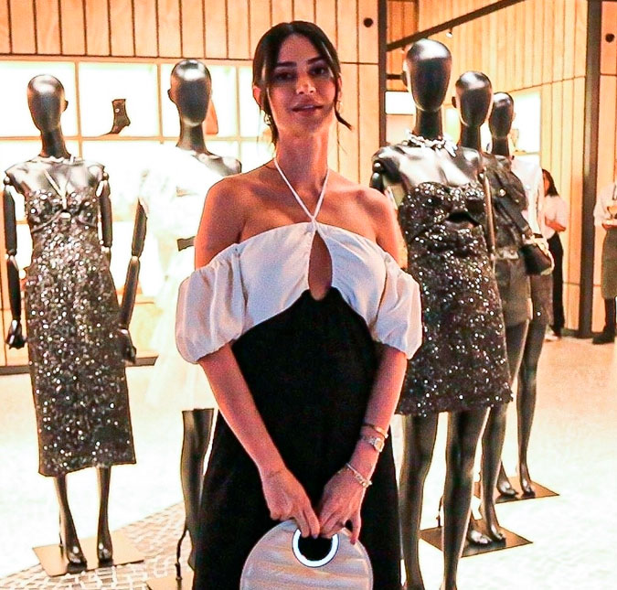 Thaila Ayala comemora cinco meses da filha com cliques fofíssimos da pequena: <i>Minha boneca sorridente</i>