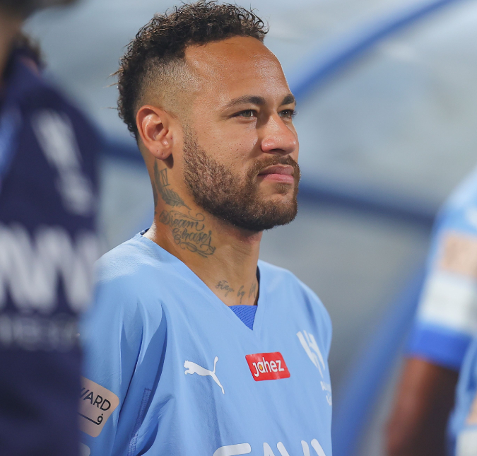 Após acusações de traição, Neymar Jr. posta reflexão nos <i>Stories: Eu preciso estar bem comigo</i>