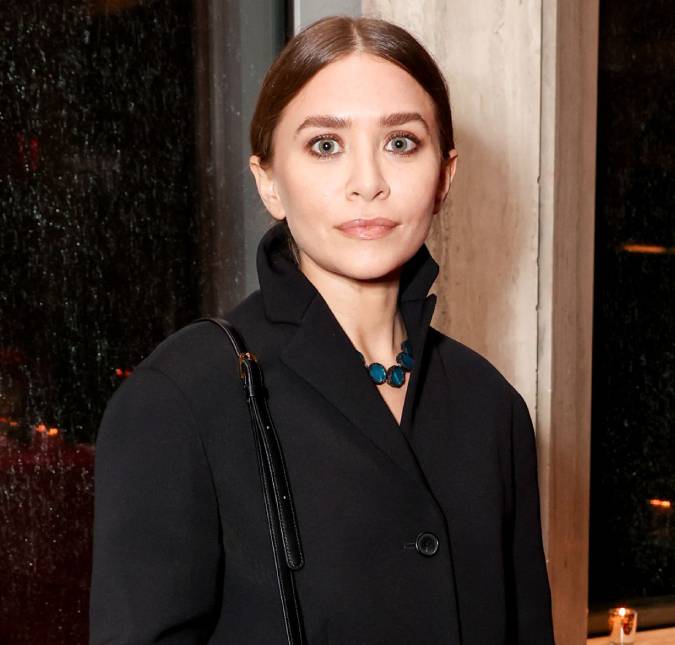 Ashley Olsen é vista pela primeira vez após dar à luz primeiro filho