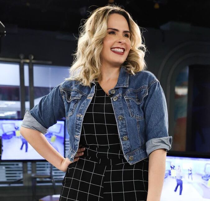 Eita! Ana Paula Renault faz novo vídeo sobre traição e se defende: <i>- Ele alimentava de certa forma</i>
