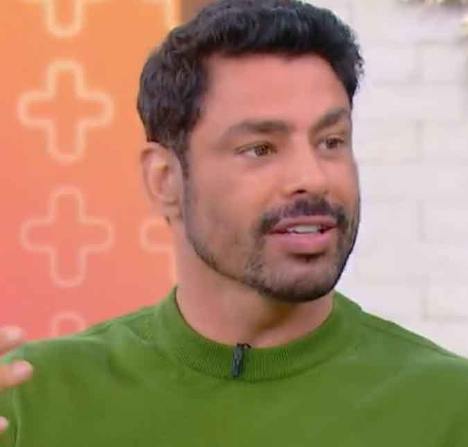 Cauã Reymond comenta repercussão de foto sensual: <i>- Para mim é bem natural</i>