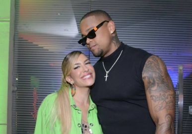 Lore Improta comemora três anos de casamento com Léo Santana: <i>Amor da minha vida!</i>