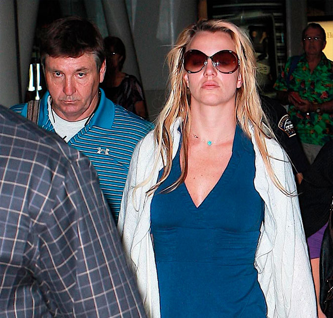 Pai de Britney Spears passa por cirurgia após infecção grave, diz <i>site</i>
