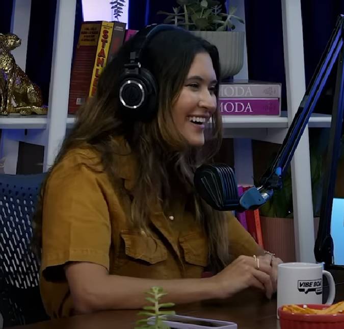 Beatriz Bonemer, filha de Fátima Bernardes e William Bonner, anuncia que vai morar sozinha e <I>web</I> comenta: <I>Aprendizado</I>