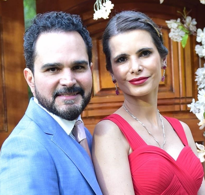 Luciano Camargo comemora 20 anos de casamento com Flávia Camargo: <i>Te amo muito mais do que aquele dia em que te olhei pela primeira vez</i>