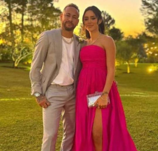 Confira as polêmicas amorosas de Neymar Jr.