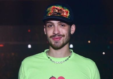 João Guilherme entrega se beijou na boca durante Carnaval