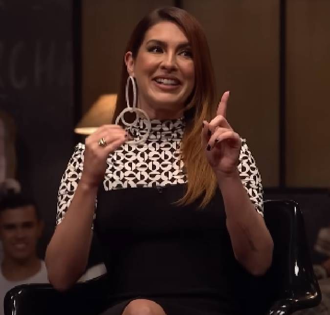 A atriz está grávida há três meses de seu noivo, Victor Sampaio