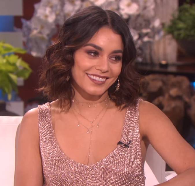 Vanessa Hudgens confunde fãs ao escolher tema inusitado para despedida de solteira