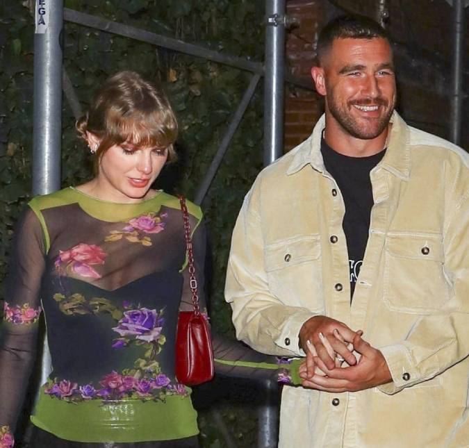 Travis Kelce revela que gostou de ver fãs fantasiados como ele e Taylor Swift no <I>Halloween</i>