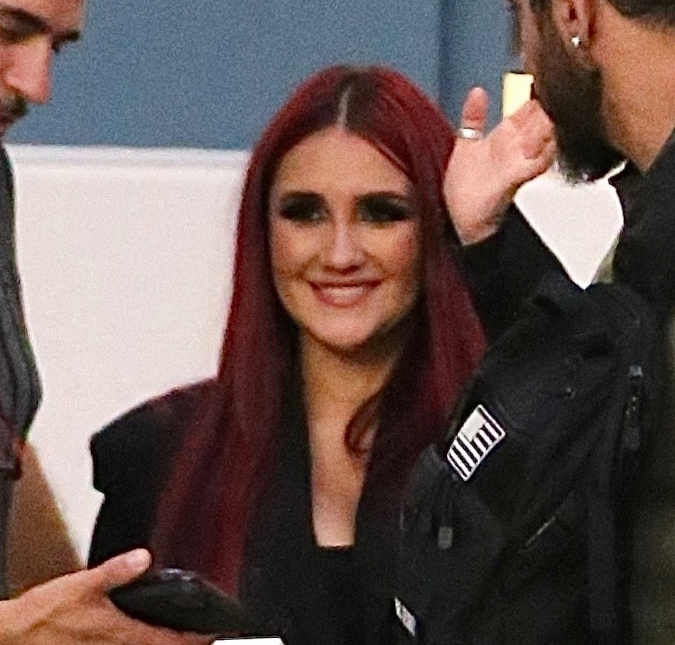 No Brasil para turnê com <i>RBD</i>, Dulce María celebra aniversário de casamento: <i>Te amo para sempre</i>
