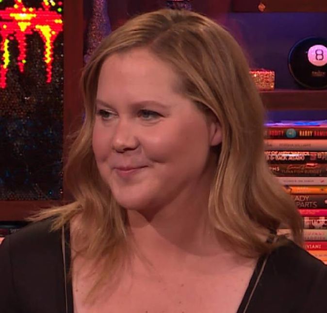 Amy Schumer revela diagnóstico de síndrome de Cushing após fãs questionarem rosto inchado A atriz contou sobre a síndrome de Cushing, uma condição causada pelos níveis elevados de cortisol